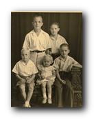 Underwood Cousins Mid-1930s.jpg